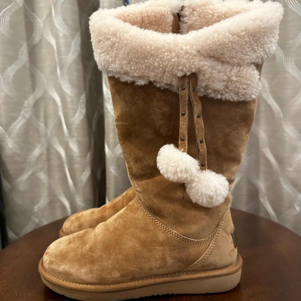 Women’s Ugg Tall Chestnut Brown Plumdale Cuff Pom Pom Zip Boots - Picture 10 of 16